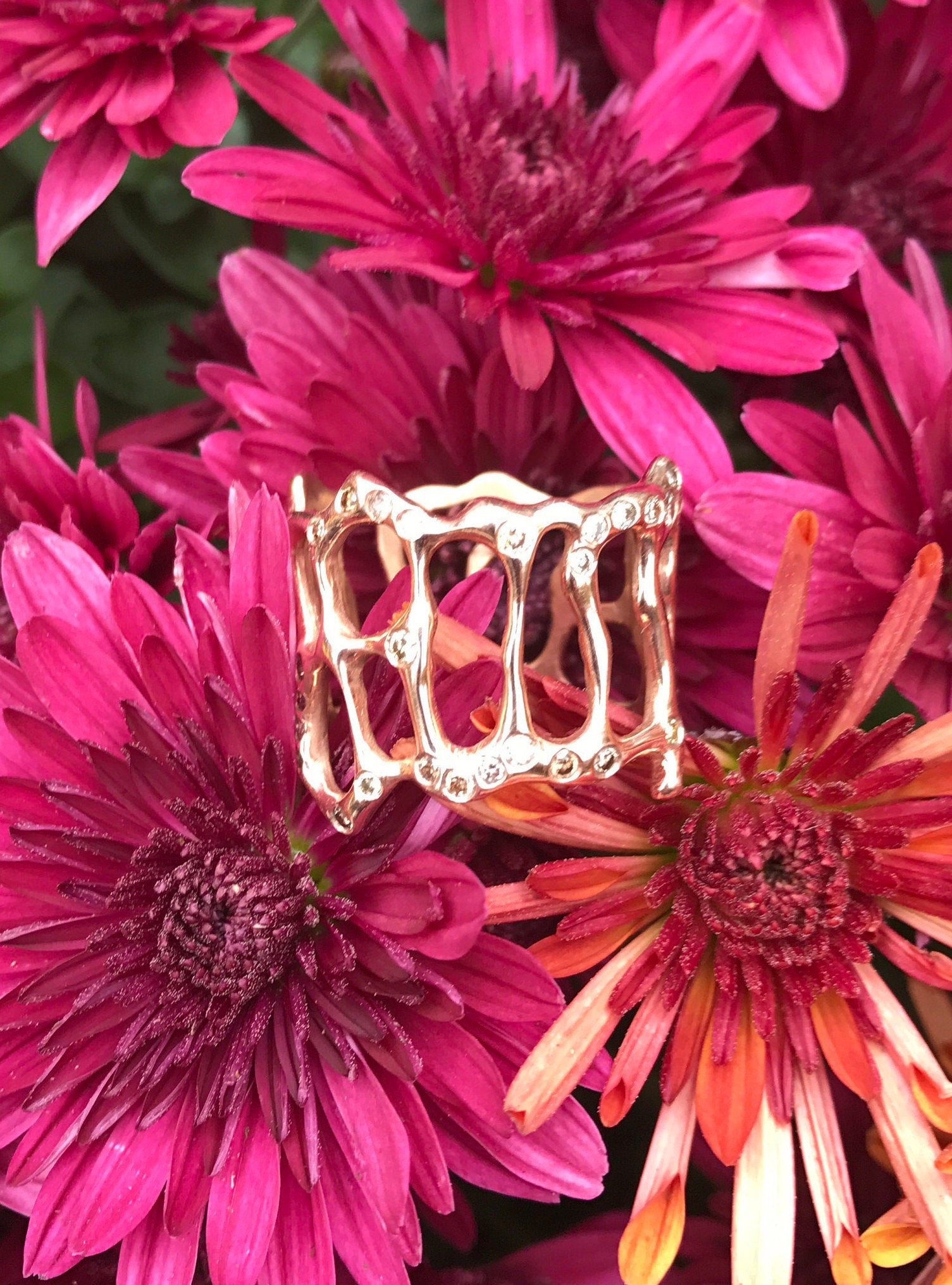 Rose gold and champagne diamonds "molten" ring