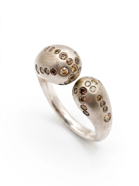 Mercurial Silver Diamond-lined Ring