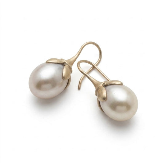 Fresh Water Pearl Earrings